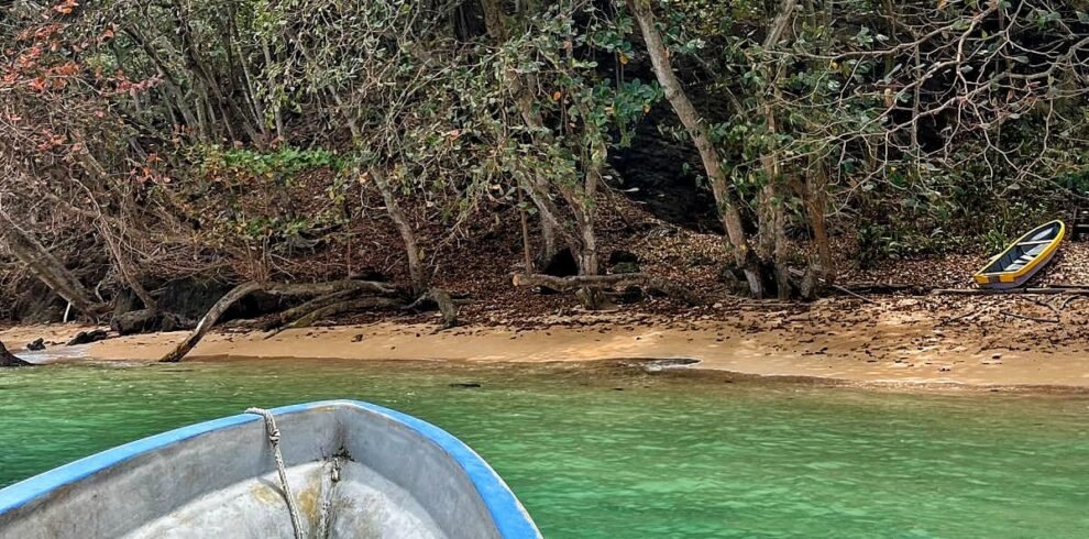 Volta á Ilha de São Tomé de barco